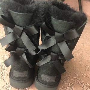 🚨 UGGBailey Bow Boot II (2) 🚨 brand new!!